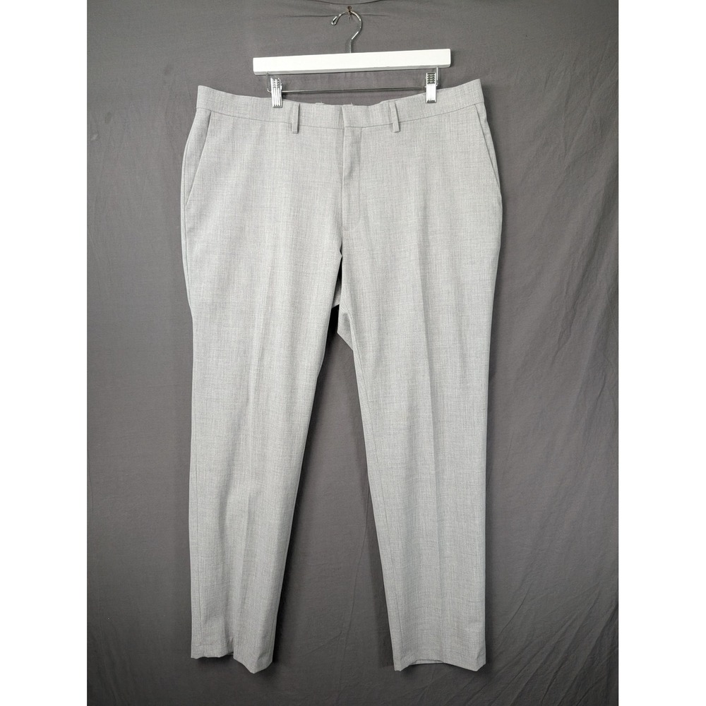 J.M. Haggar Mens Straight Fit Dress Pants Gray 40x32 Flat Front Stretch 5513